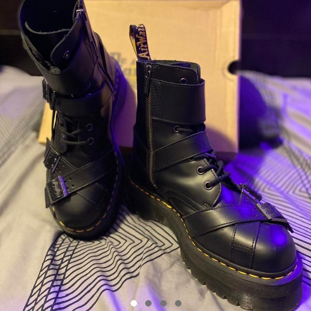 DrMarten Jadon Strap